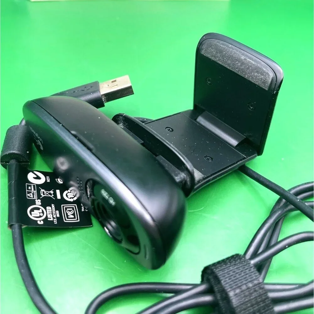Logitech 2010 HD Webcam C310 720p USB V-U0015 w Manual Software Untested